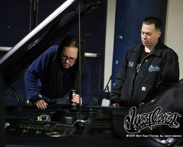 El auto del cantante de korn! +10 si te gusta