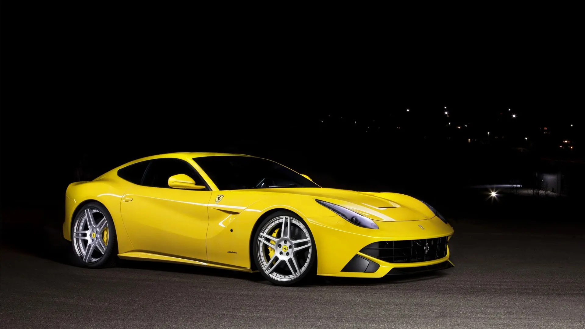 V12