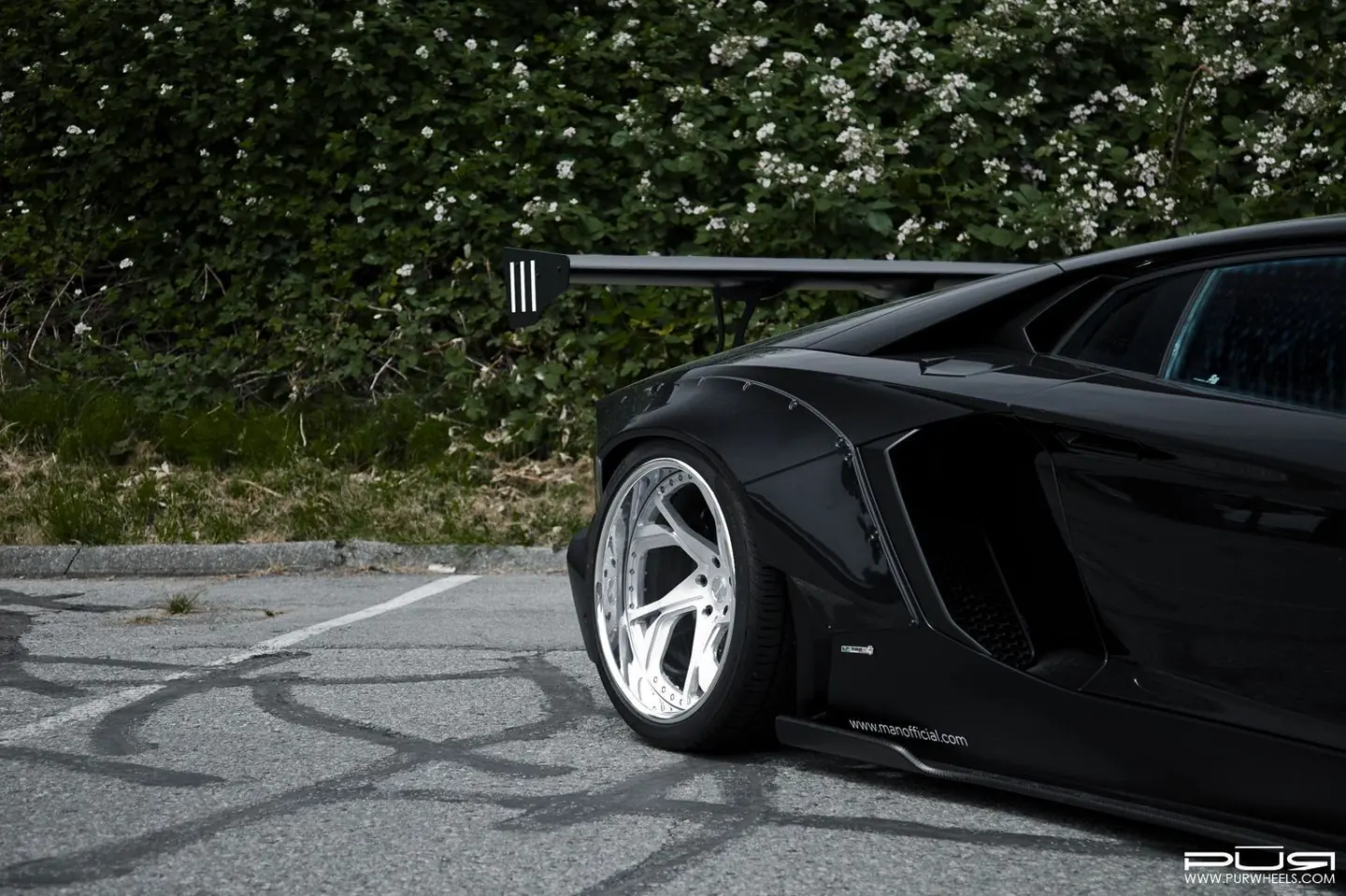 Lamborghini Aventador by SR Auto