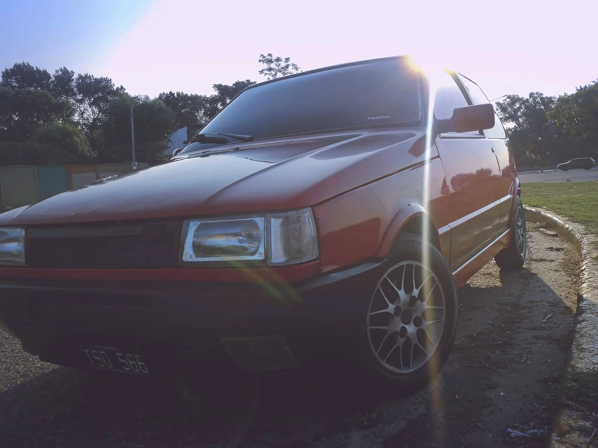 Presento al olvidado Fiat Uno 1.6R restaurado Presento al olvidado Fiat Uno 1.6R restaurado