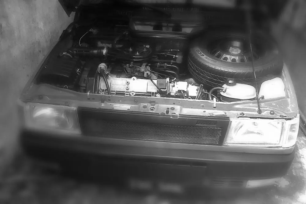 Presento al olvidado Fiat Uno 1.6R restaurado