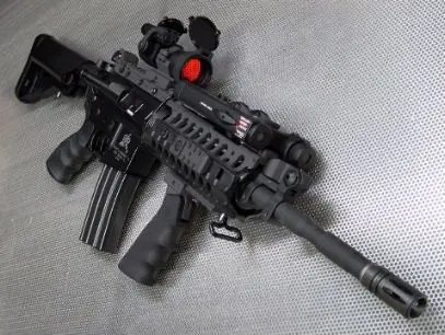 M-4