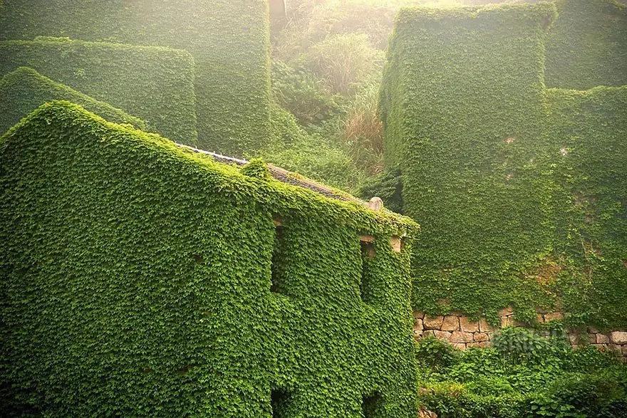 pueblo abandonado pueblo abandonado