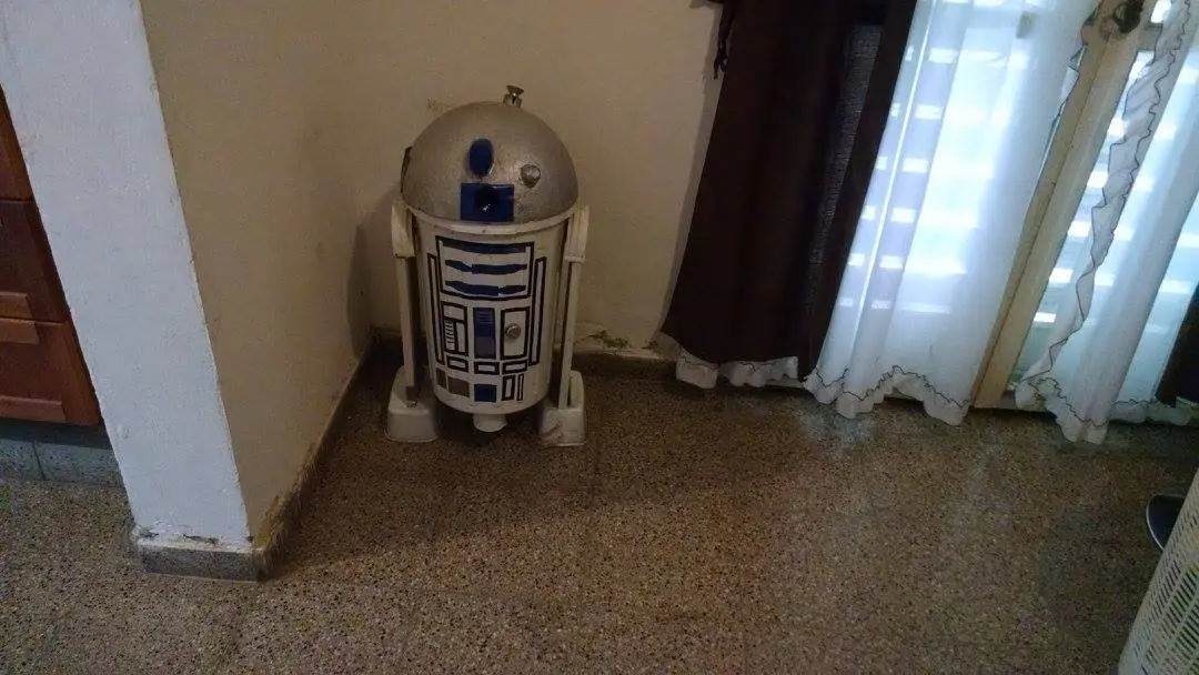 r2d2