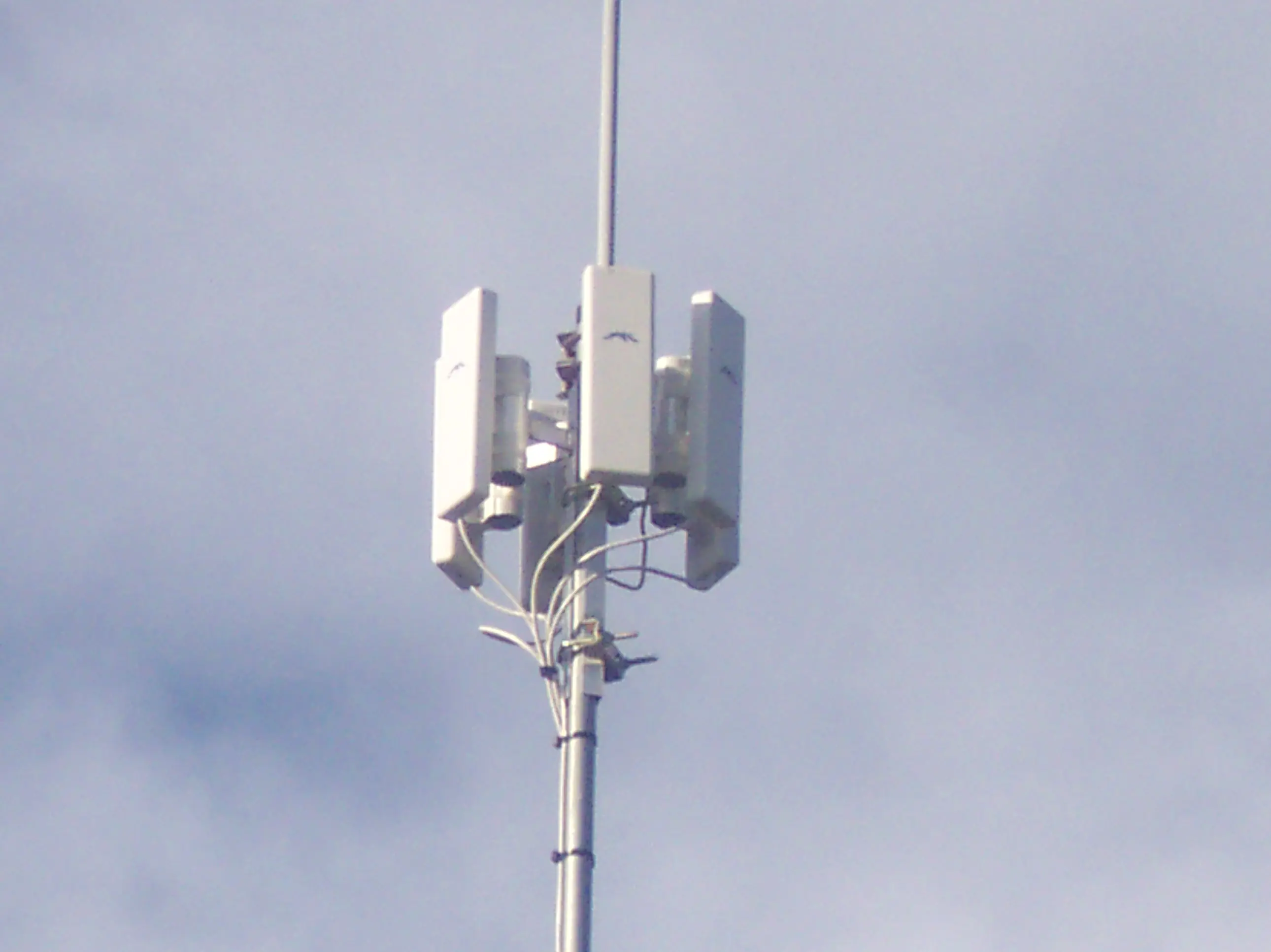 Equipos routers con mejor rendimiento. a 2.4ghz