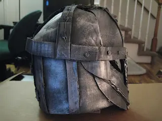 Construir un casco medieval