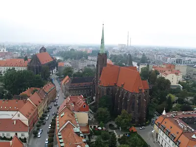 Wroclaw - Polonia: Resurgida de sus cenizas