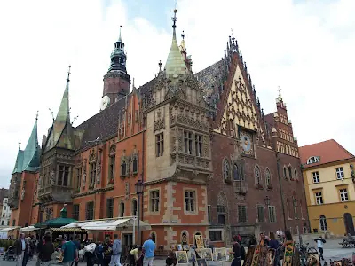 Wroclaw - Polonia: Resurgida de sus cenizas