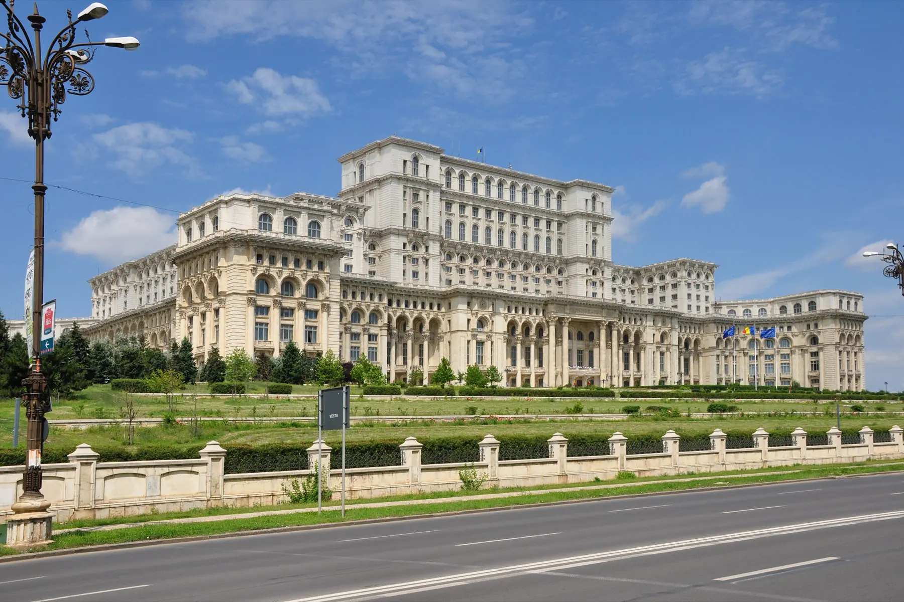 Conozcamos Bucarest.