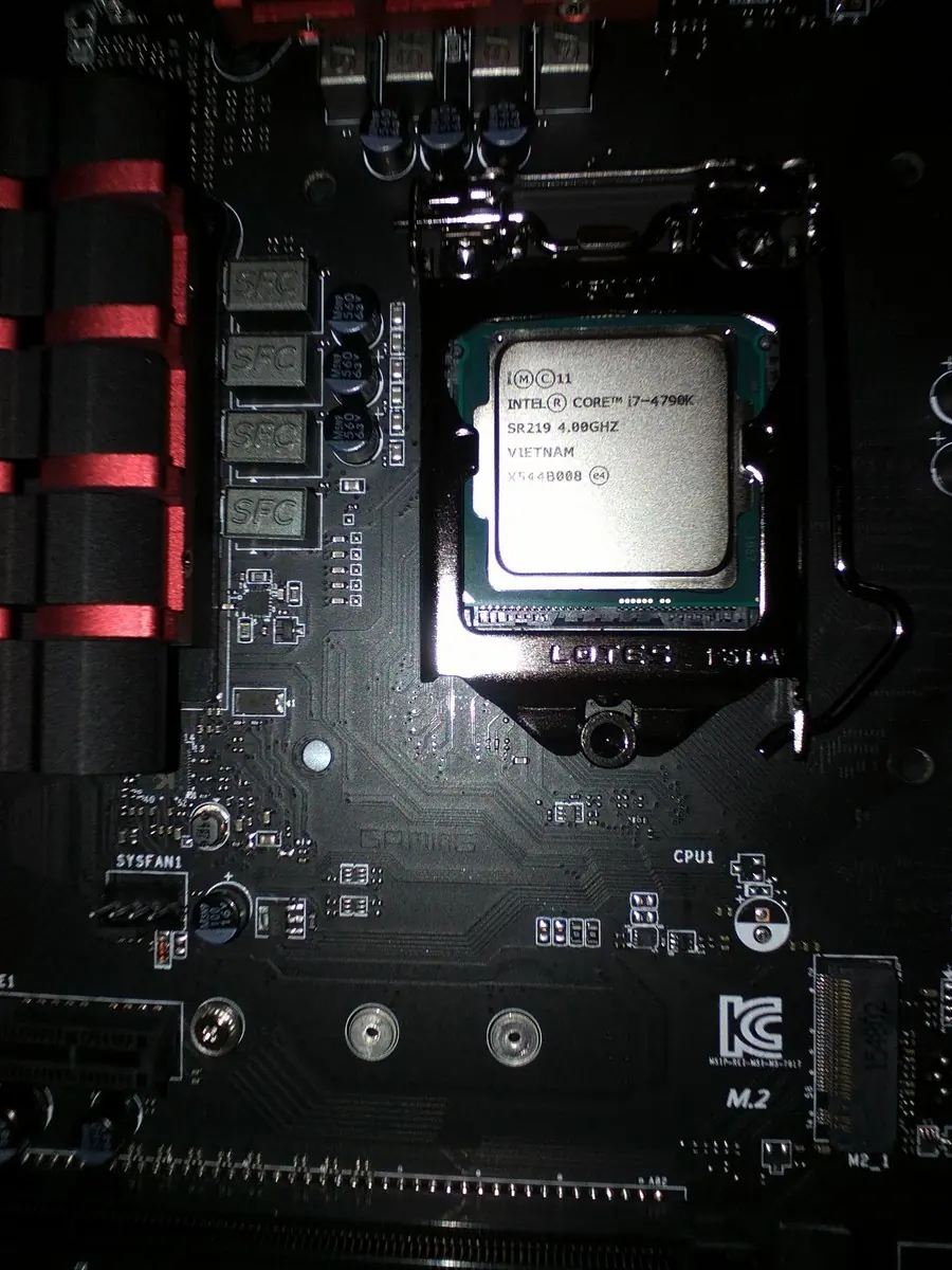Removí el IHS de un i7 4790k y te enseño que pasó