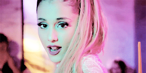 La Reina de Taringa! [GIFs deliciosos de Ariana Grande]