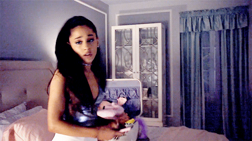 La Reina de Taringa! [GIFs deliciosos de Ariana Grande]