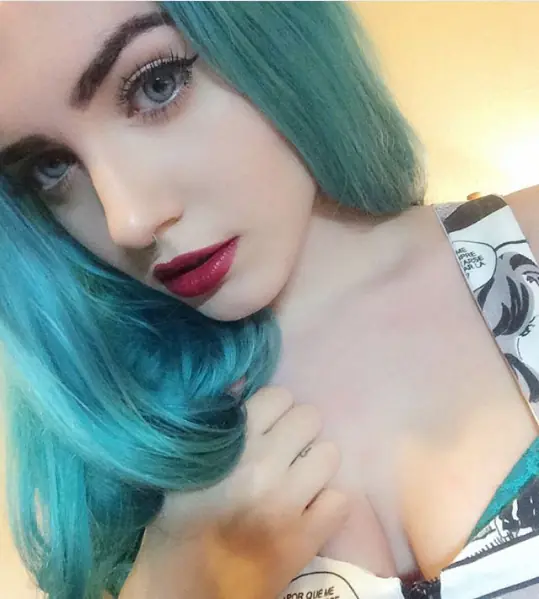 suicidegirls