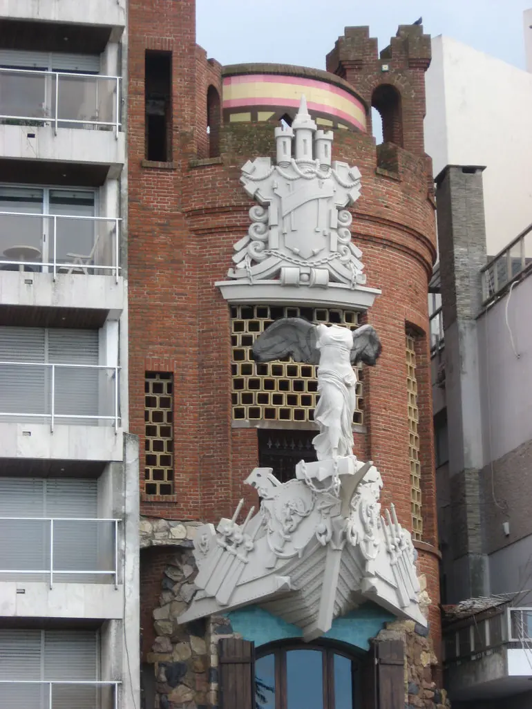 fuertes fuertes