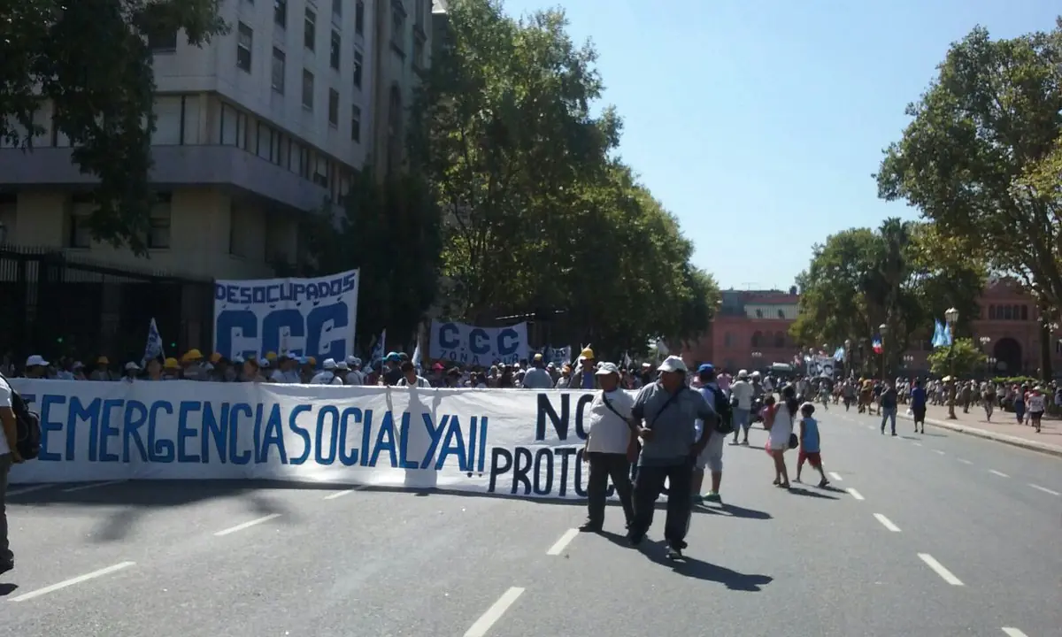 izquierda