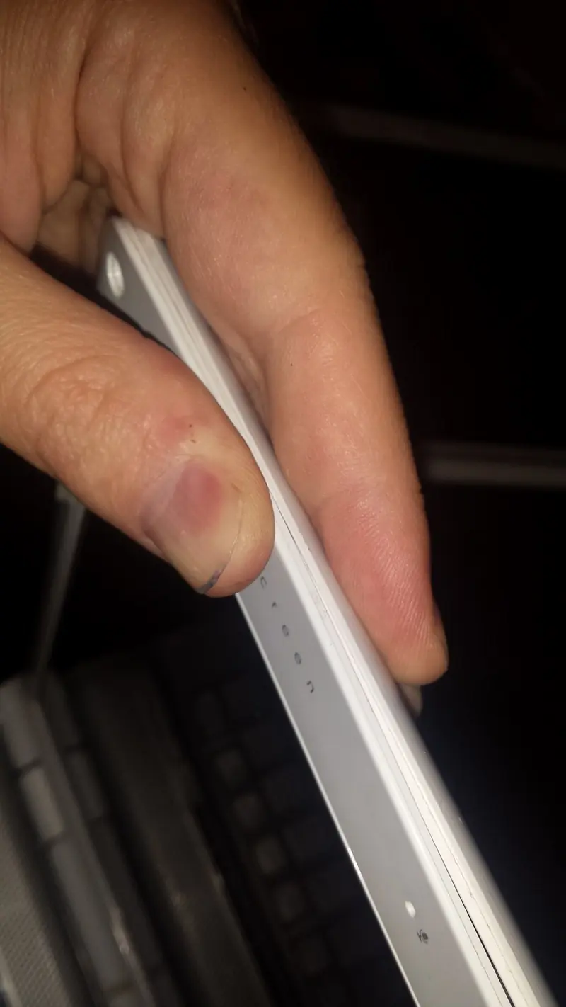 cambiar display laptop