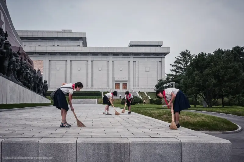 fotos ilegales de korea del norte