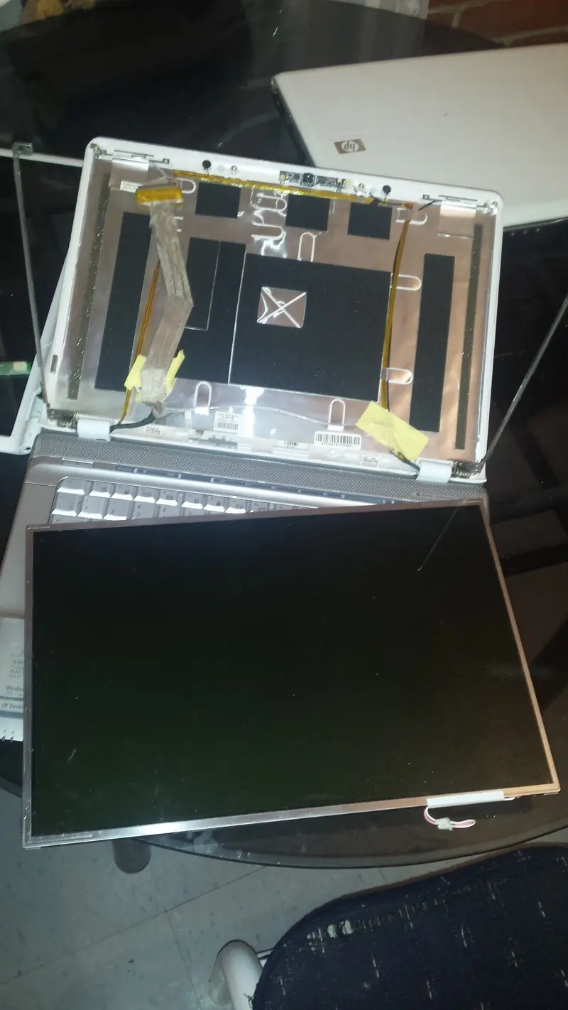 cambiar pantalla notebook