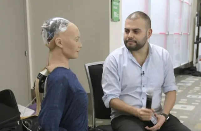 Una robot fue profesora en una universidad durante 1/2 año