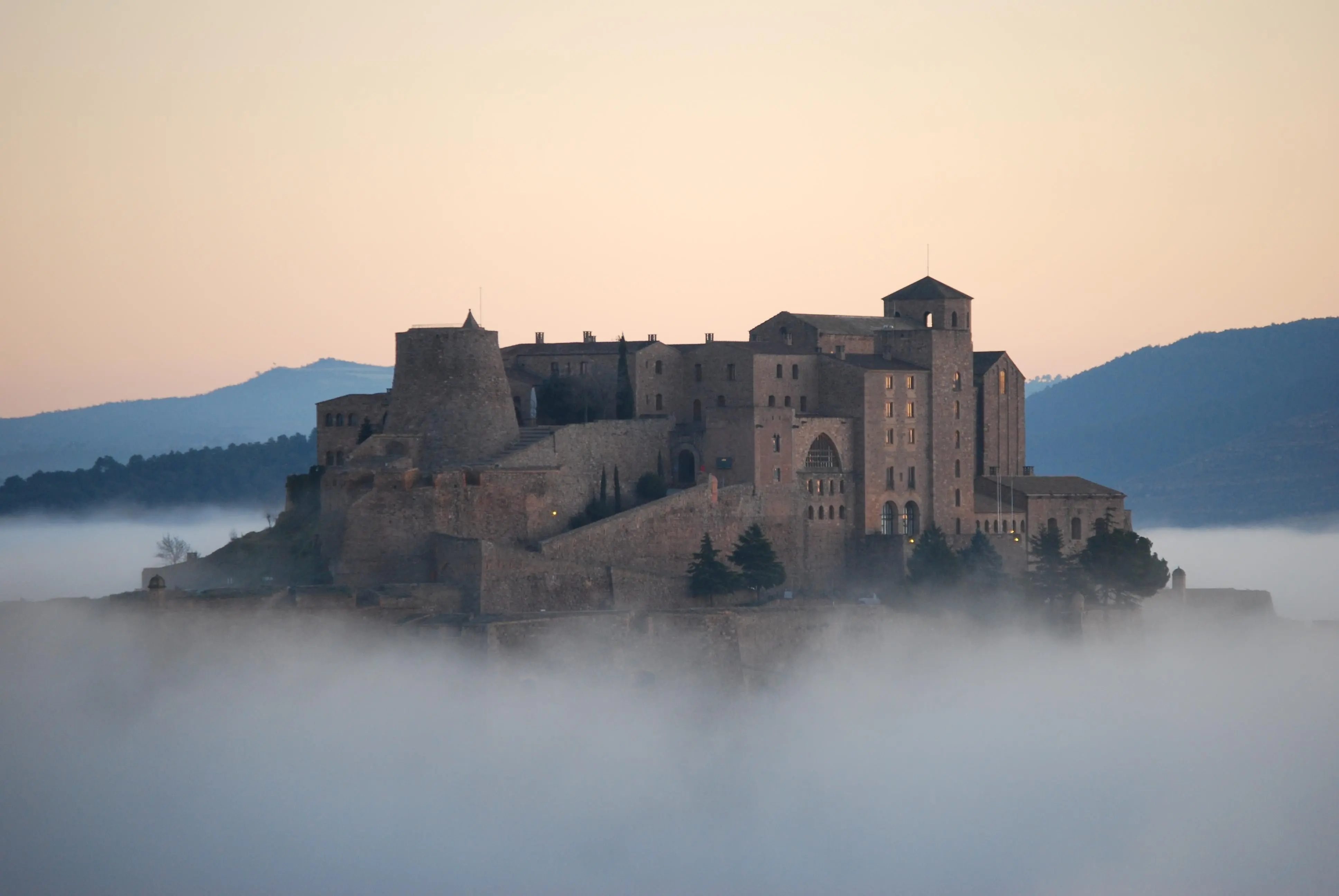 Los lugares más fantasmales y misteriosos de España. Los lugares más fantasmales y misteriosos de España.