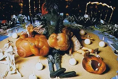 Fiesta satanica de los Rothschild, pasa!