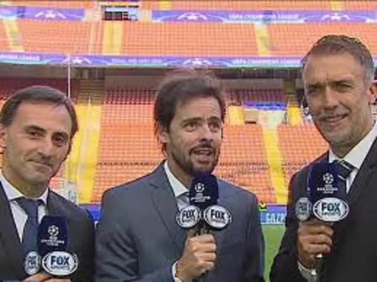 Vilouta al relato, Batistuta a los comentarios.