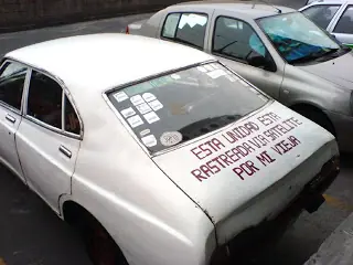 Letreros mal escritos y imágenes graciosas.