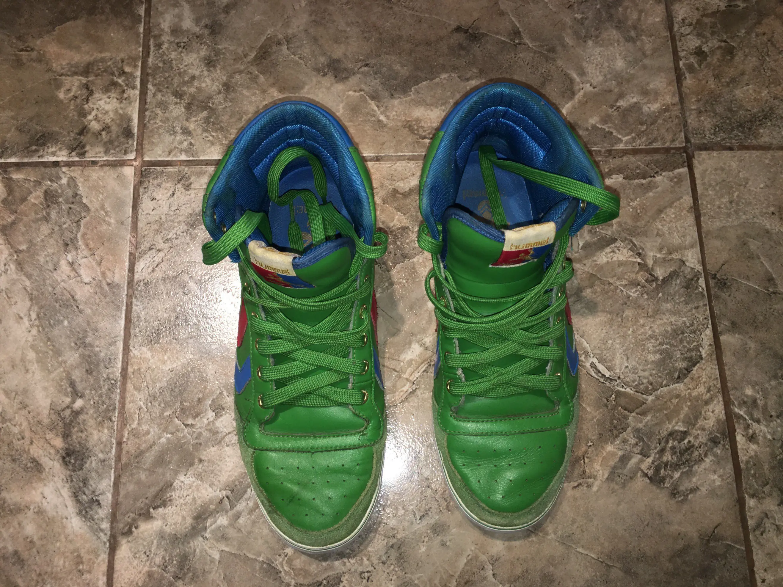 Te muestro Mis Zapatillas para salir y entrenar Te muestro Mis Zapatillas para salir y entrenar