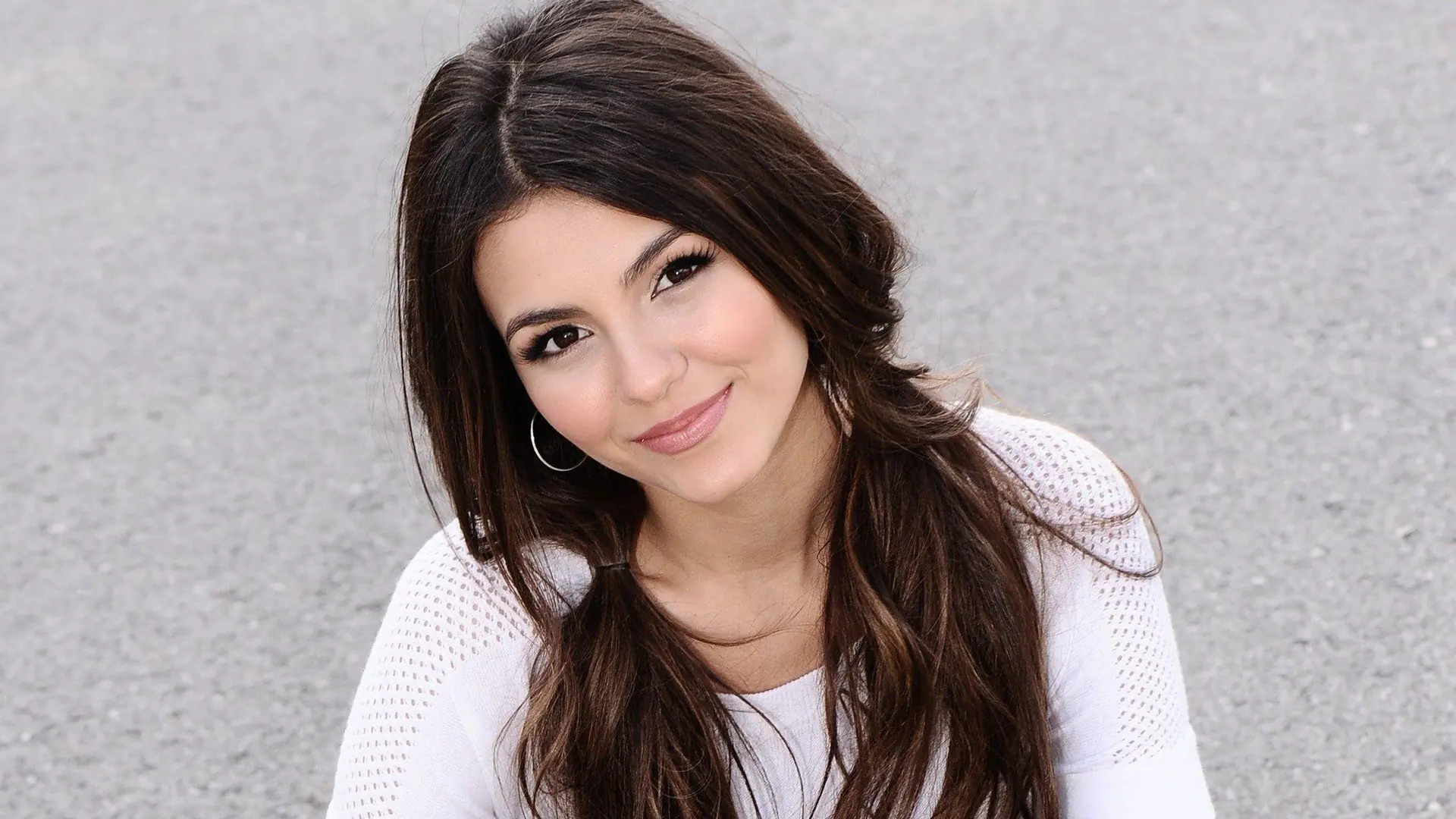 victoria justice 2016
