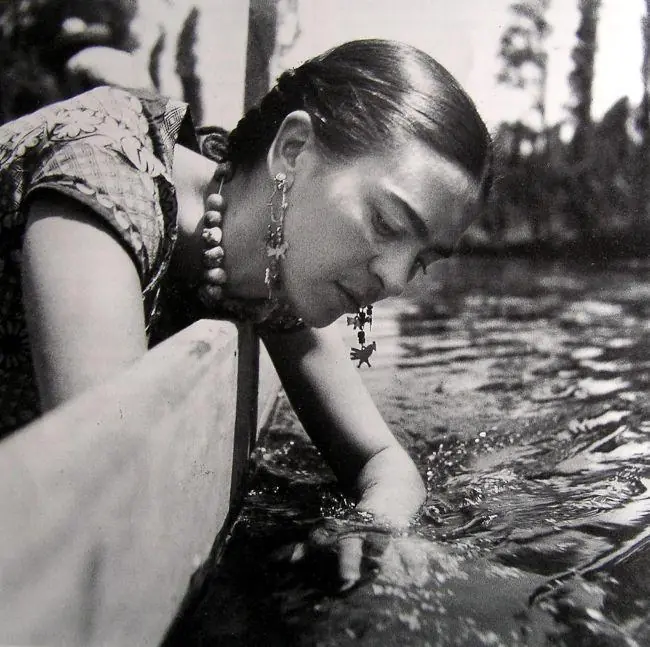 .Algo de Frida...