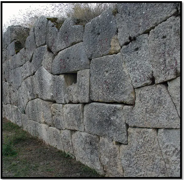Revelan verdaderos monolitos de las Ruinas Cíclopes Revelan verdaderos monolitos de las Ruinas Cíclopes