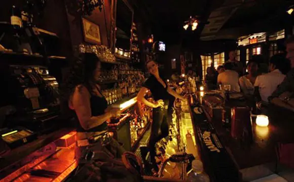 bar