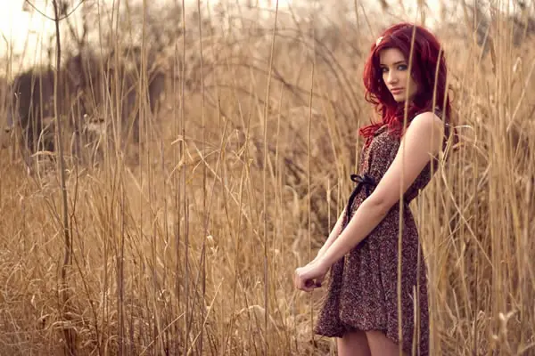 Susan Coffey, hermosa modelo peliroja para Deleitarse!
