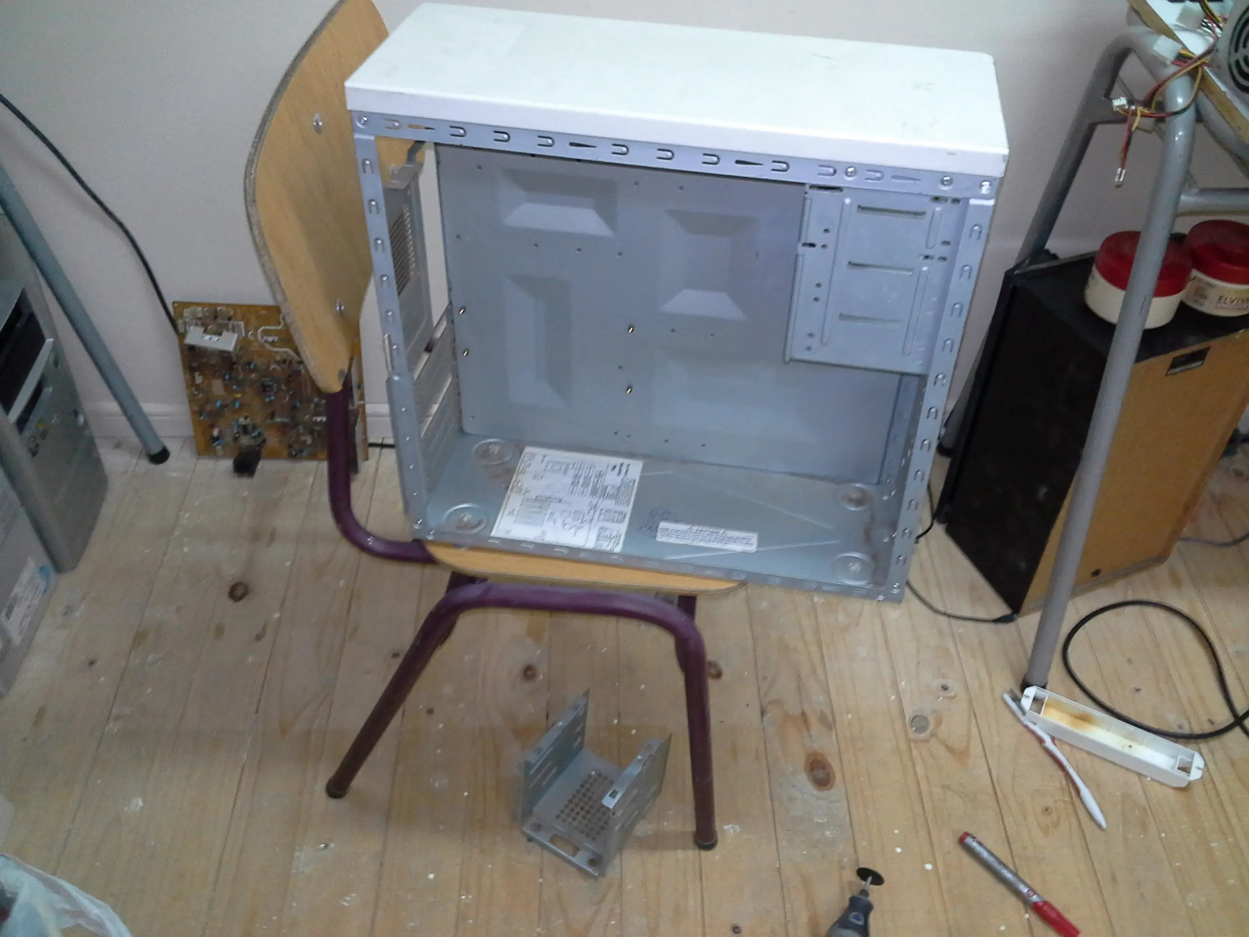 Modding gabinete pc (repisa)