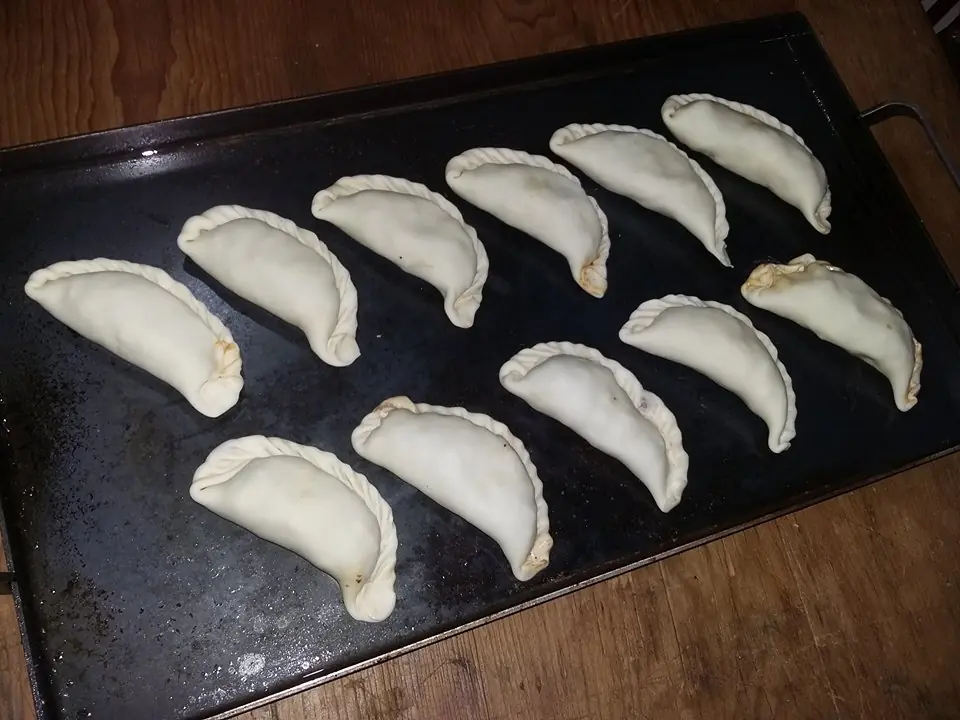 Hice empanadas por el 9 de julio mira. Hice empanadas por el 9 de julio mira.