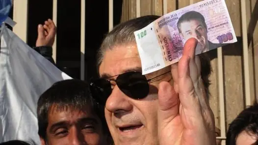 Declará persona no grata a Victor Hugo Morales