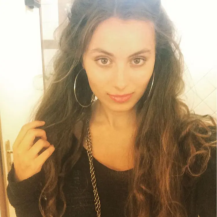 Conoce a la hija de Mr. Bean ¿Le das?