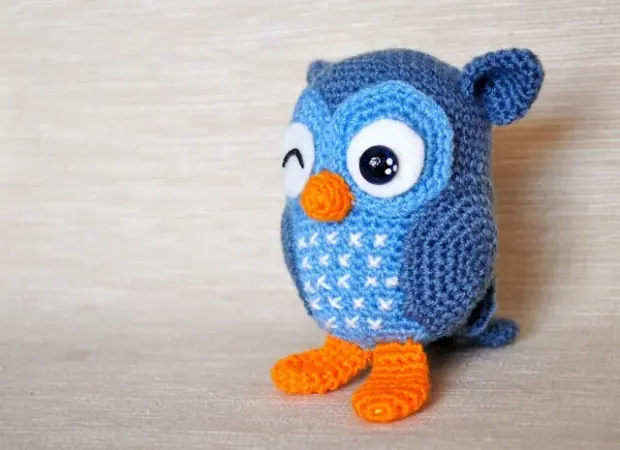 Buho amigurumi