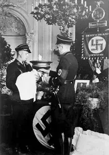 Lebensborn "los criaderos de niños nazis" (WWII)