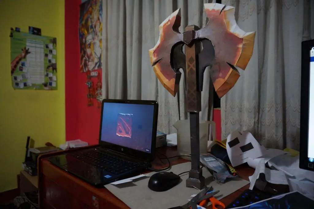 Papercraft Dota 2 Battlefury