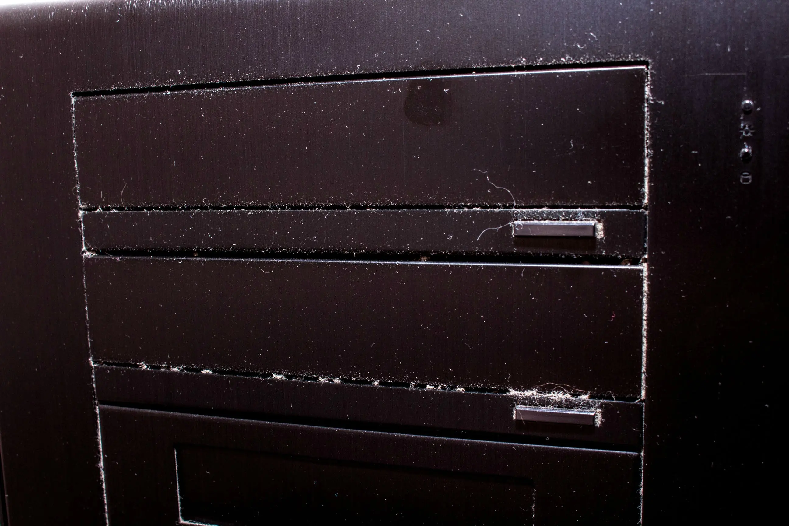 [DIY] Evitar que entre mugre en el gabinete