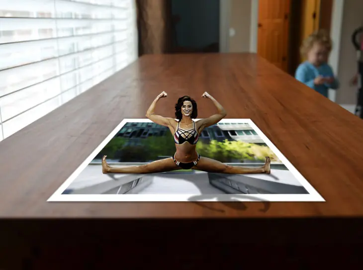 Pose