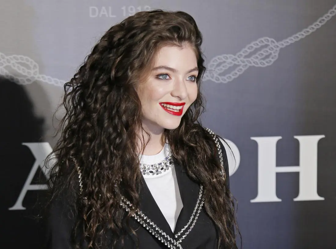 10 razones para amar a Lorde (FOTOS)