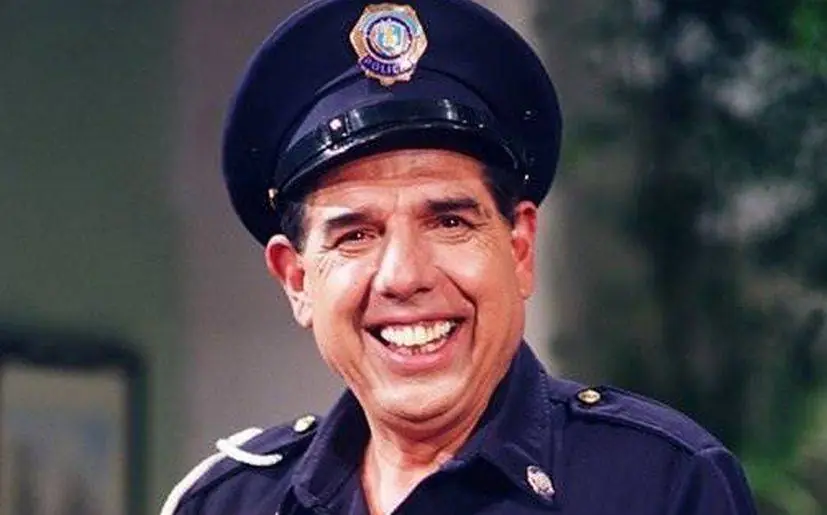 Profesor Jirafales, yo te banco, te vamos a extrañar