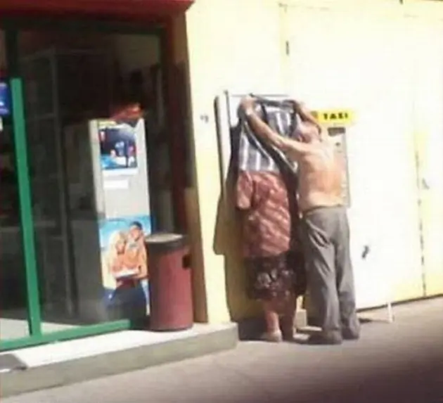 Personas que Hicieron hasta lo Imposible por sacar Dinero