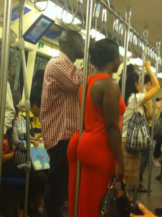 Personas a las que odiarás haberlas topado en el metro