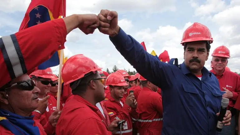 Maduro, yo te banco, revolucionario!