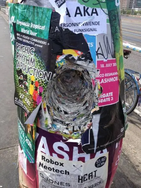 megapost humor