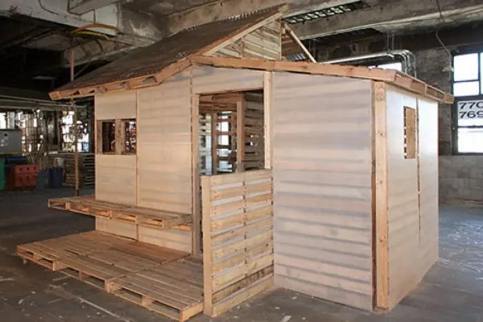 Como construir una casa con palets en un sólo día