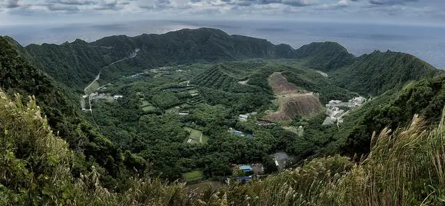 crater